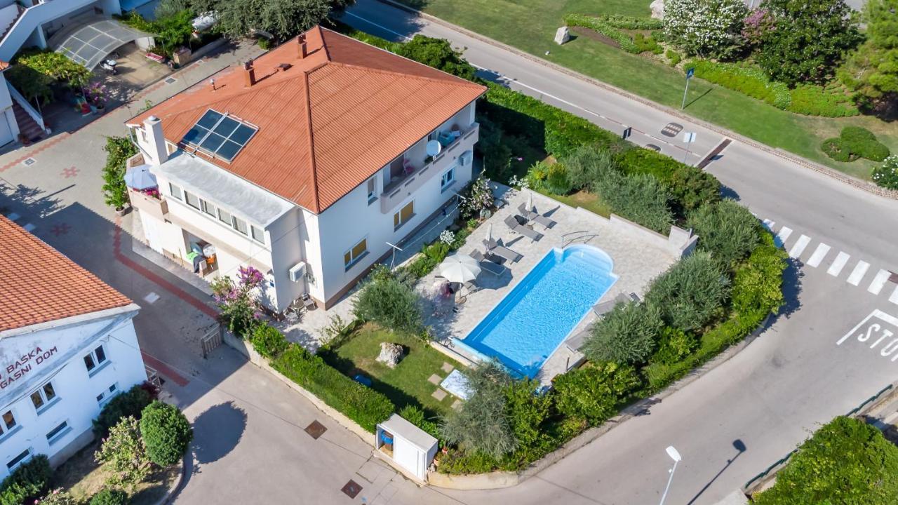 Meri Baška Esterno foto